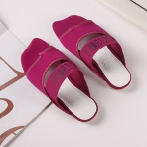 maison margiela mm6 split toe slippers